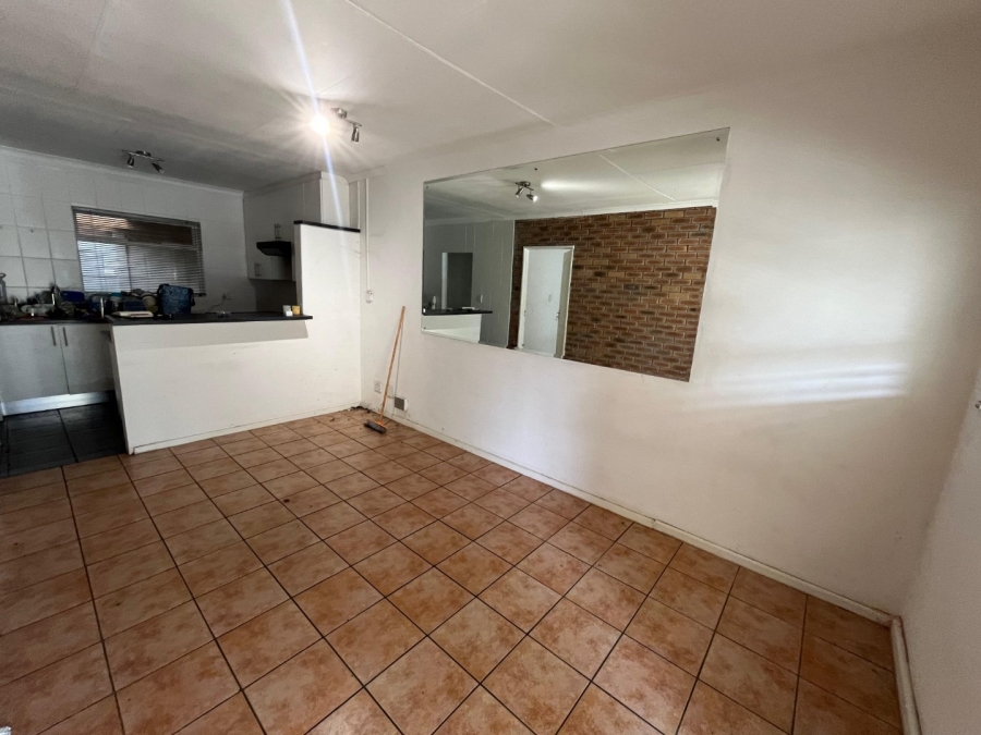 2 Bedroom Property for Sale in Table View Western Cape